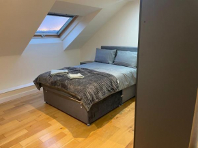 Mayfair- Charming 2BR family Apartment